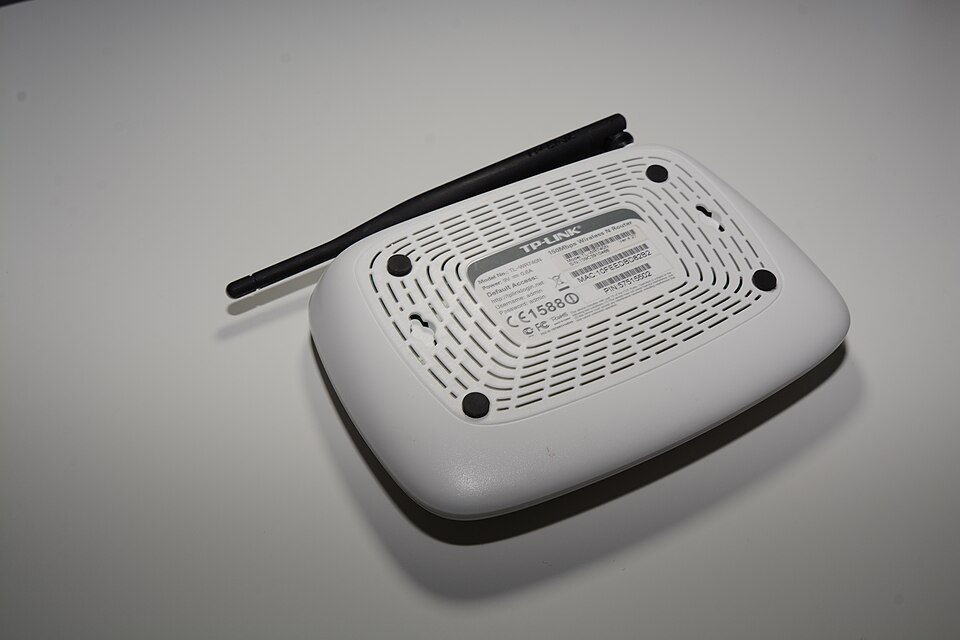 Router wireless de acasă, esențial pentru o conexiune stabilă în timpul testului gratuit IPTV